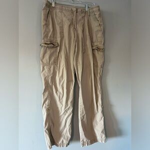 Talbots Lightweight cargo pants for hiking, casual, handy